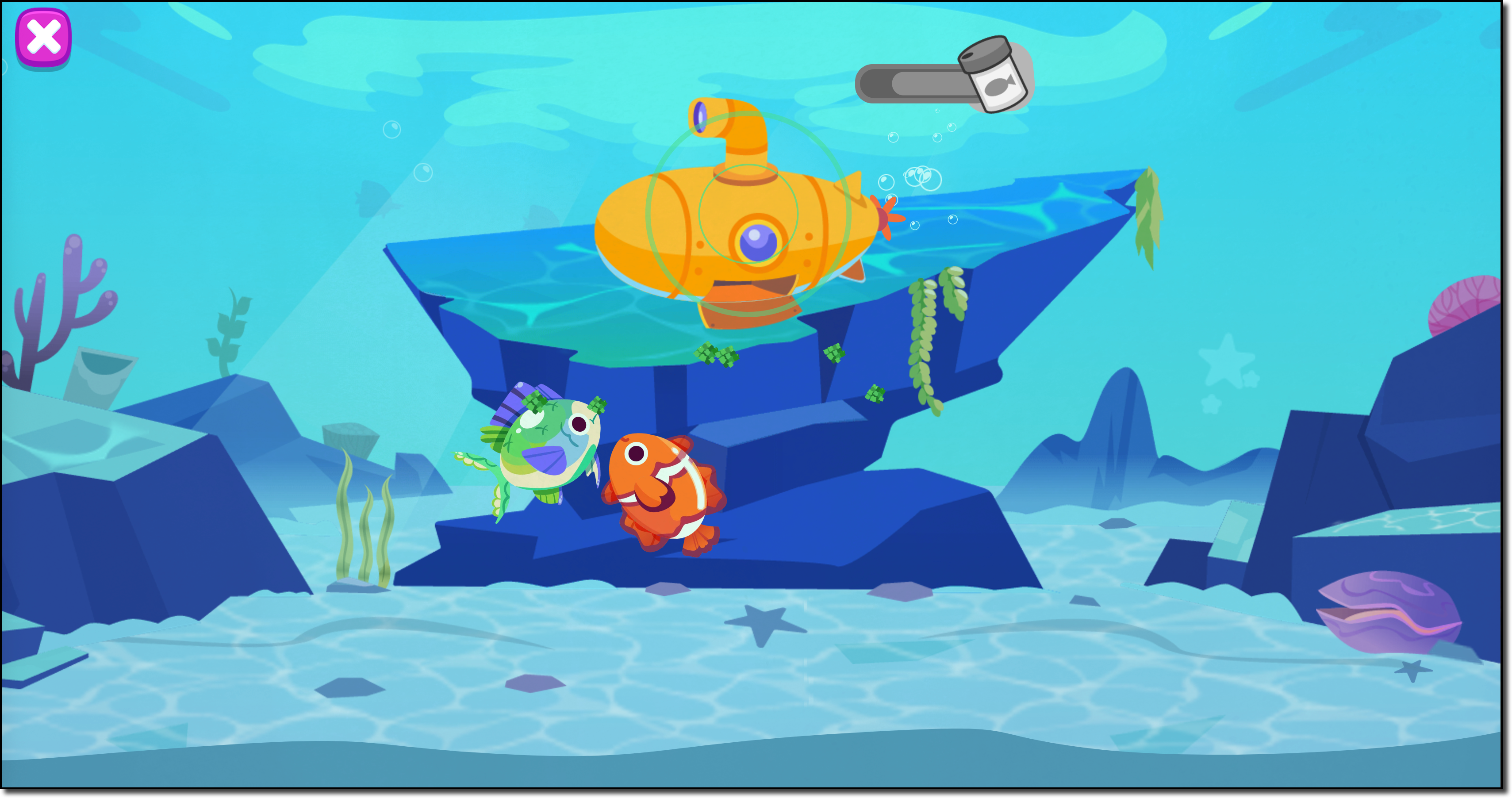Acuario - 2 peces y submarino.png